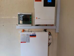 SRNE Inverter Hybrid 5KWh